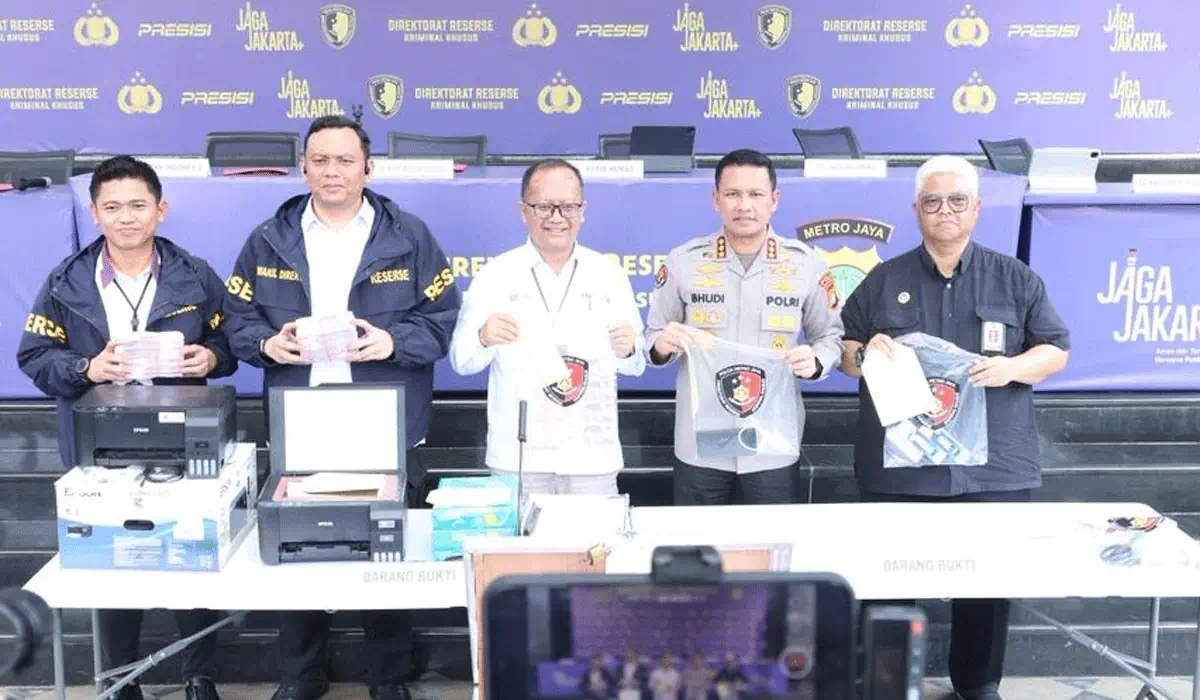 Heboh! Polda Metro Jaya Bongkar Peredaran 12.191 Lembar Uang Palsu di Bogor