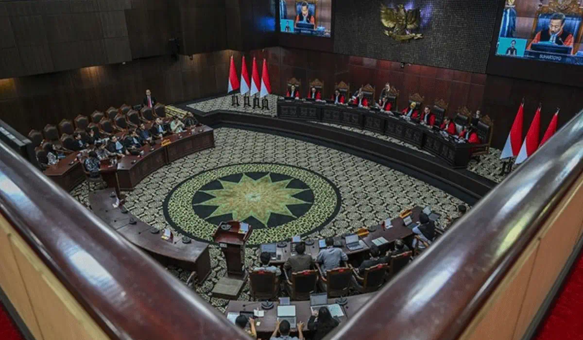 Pertimbangan MK Soal Sanksi Tegas 
