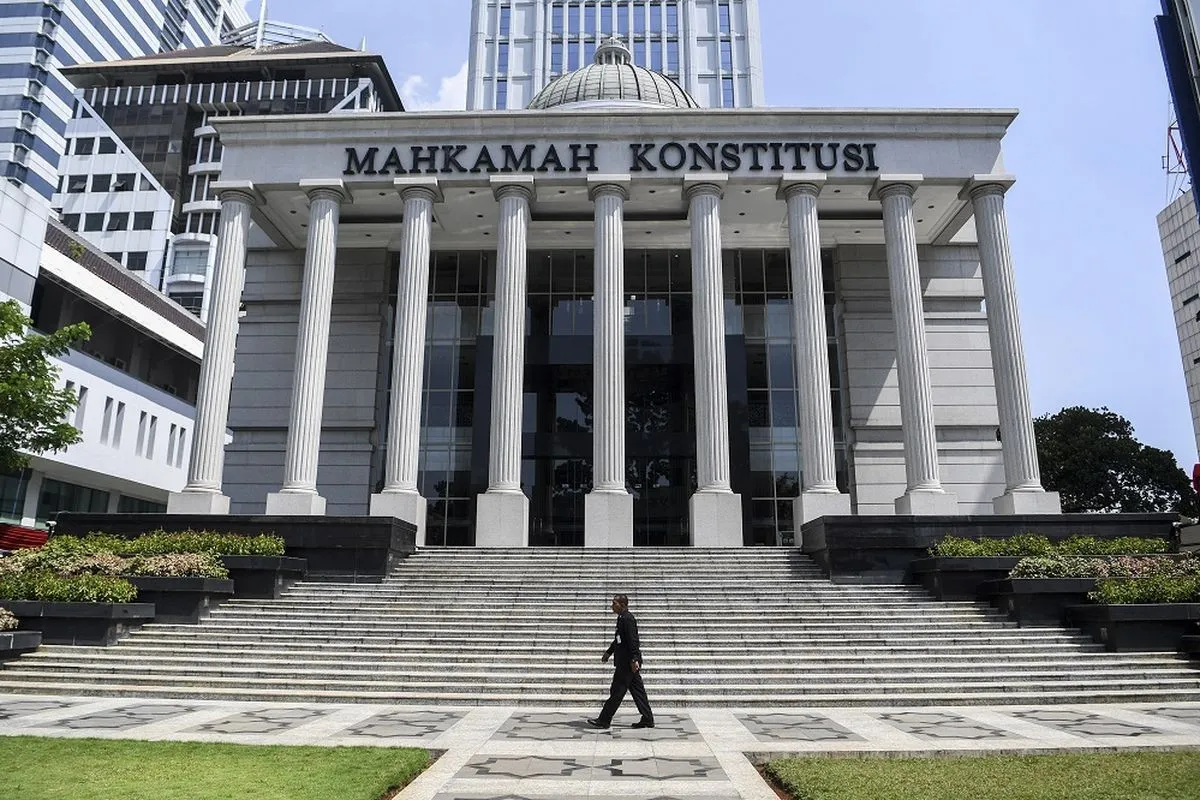 Putusan MK Bikin Heboh! Program MBG Tetap Sah, Tapi Resmi Tak Lagi Masuk Anggaran Pendidikan