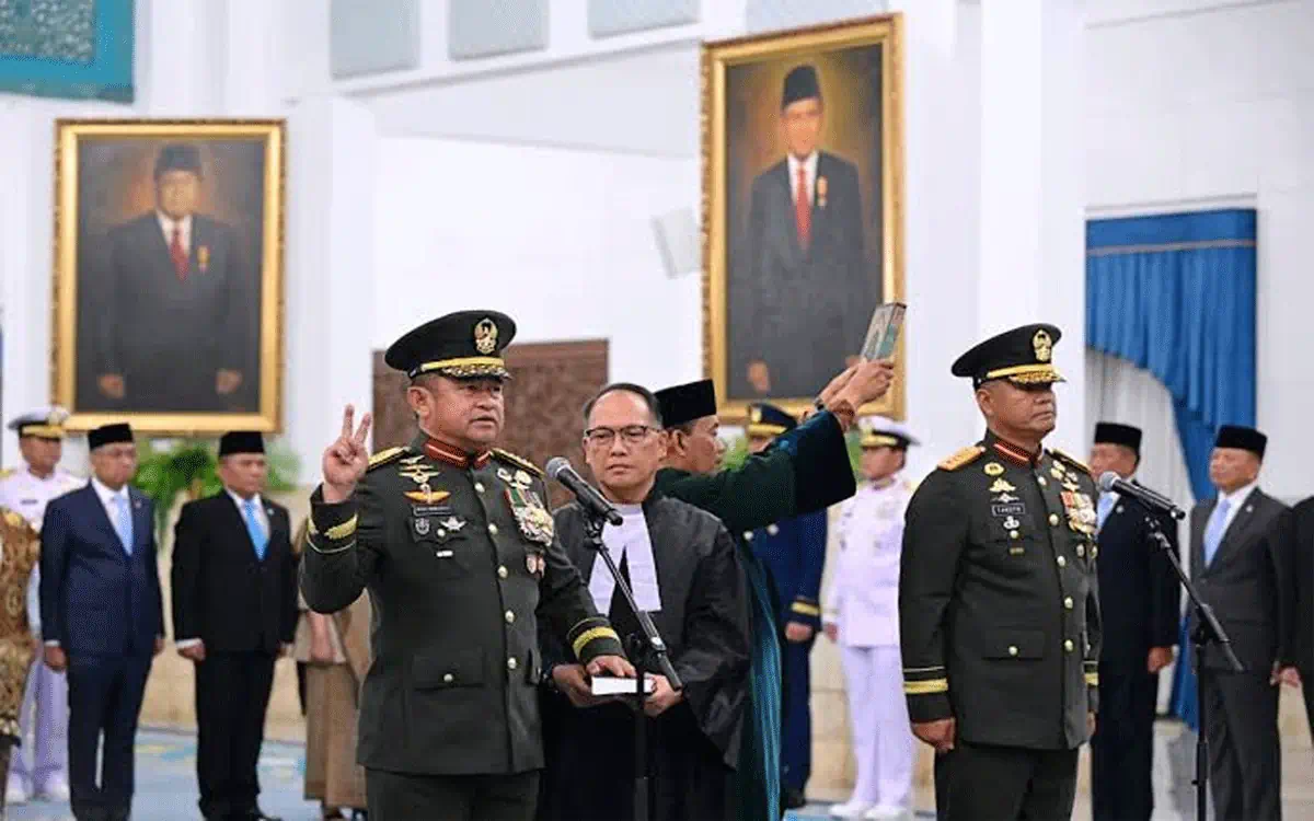 Geger! 2 Jenderal TNI Tukar Jabatan, Ada Apa di Balik Perombakan Ini?