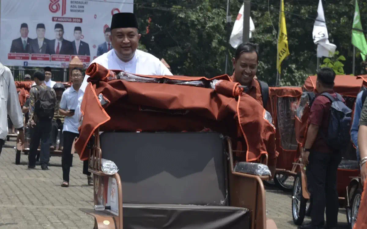 Kabar Menggembirakan! Becak Listrik Bantuan Presiden Mulai Beroperasi di Bogor