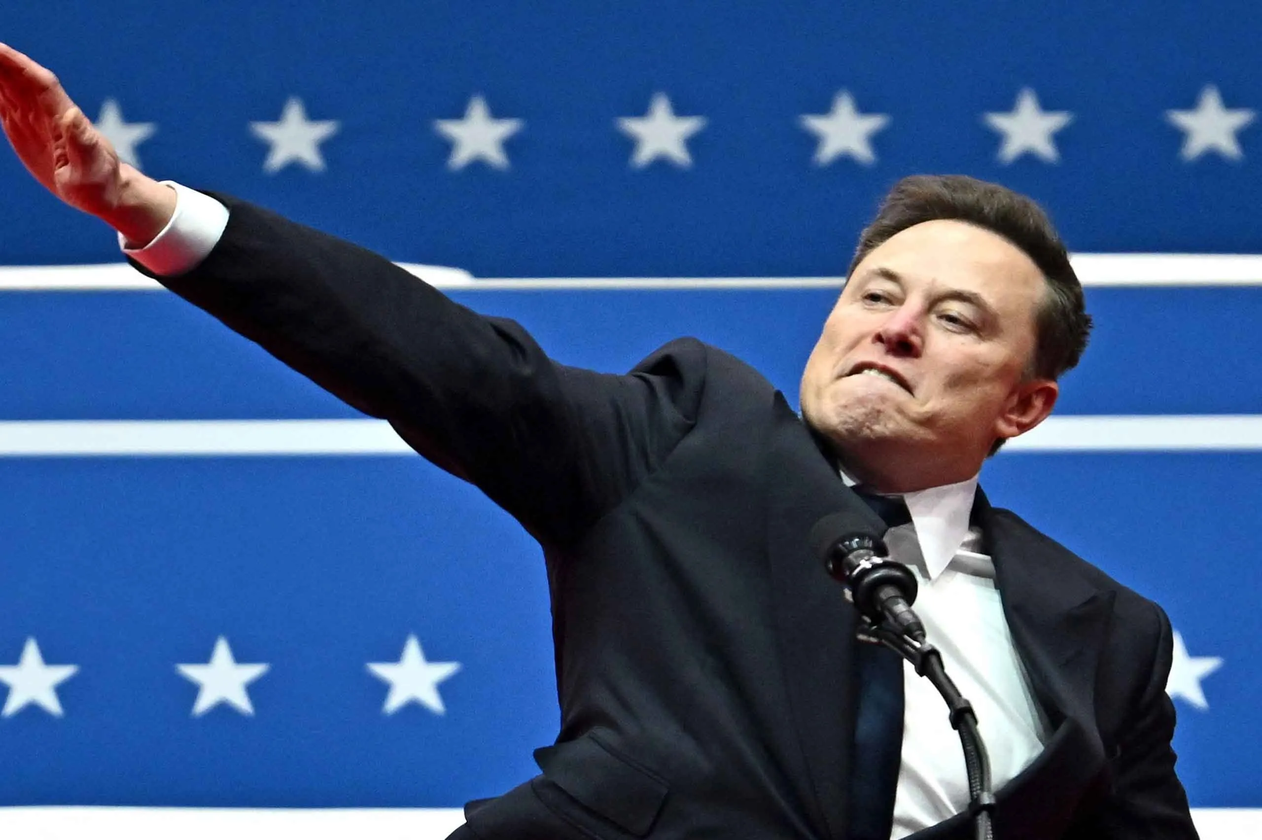 Elon Musk Masih Memimpin Meski Terdampak Penurunan700 