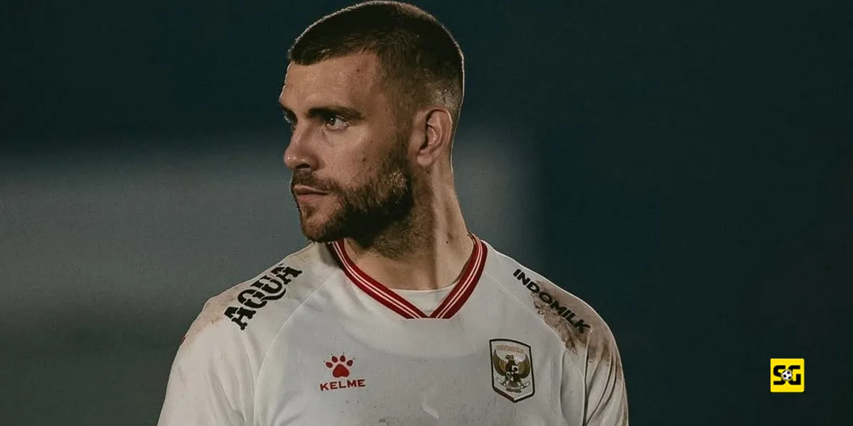 Maarten Paes Dihujani Kritik Meski Sudah Enam Kali Tampil Bersama Ajax