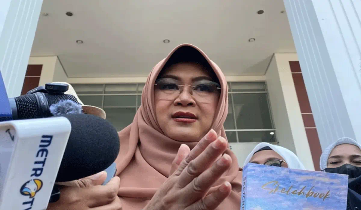 Dokter Tifa Kembali Soroti Jokowi, Ungkit Ijazah UGM dan Absennya di Reuni Alumni