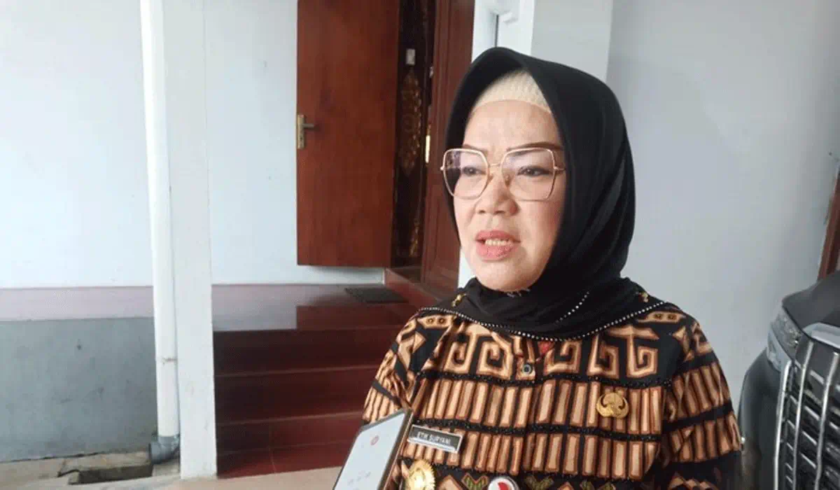 Geger Sukoharjo! KPK Tangkap Bupati Etik Suryani, Dugaan Pemerasan Bawahan Jadi Sorotan