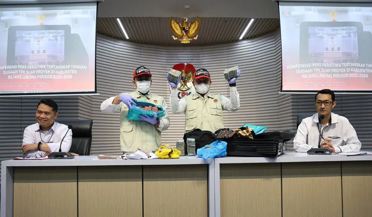 Heboh! Kasus Korupsi Bupati Rejang Lebong Merembet ke Pemkot Bengkulu, Ada Apa?