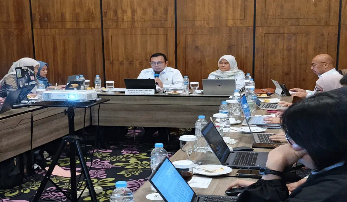 Kemenko Polkam Bergerak! Indonesia Perkuat Kerja Sama dengan Kamboja Berantas Online Scam