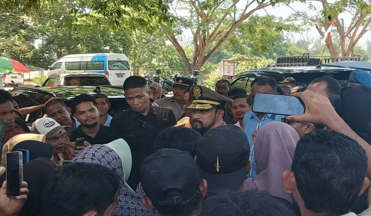 Kesabaran Habis! Penyintas Banjir Geruduk Kantor Bupati Aceh Timur, Tagih Bantuan yang Tak Kunjung Cair