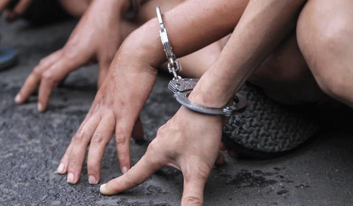Konvoi Sambil Bawa Golok, Nasib 6 Anggota Geng Motor Ini Berakhir di Tangan Polisi
