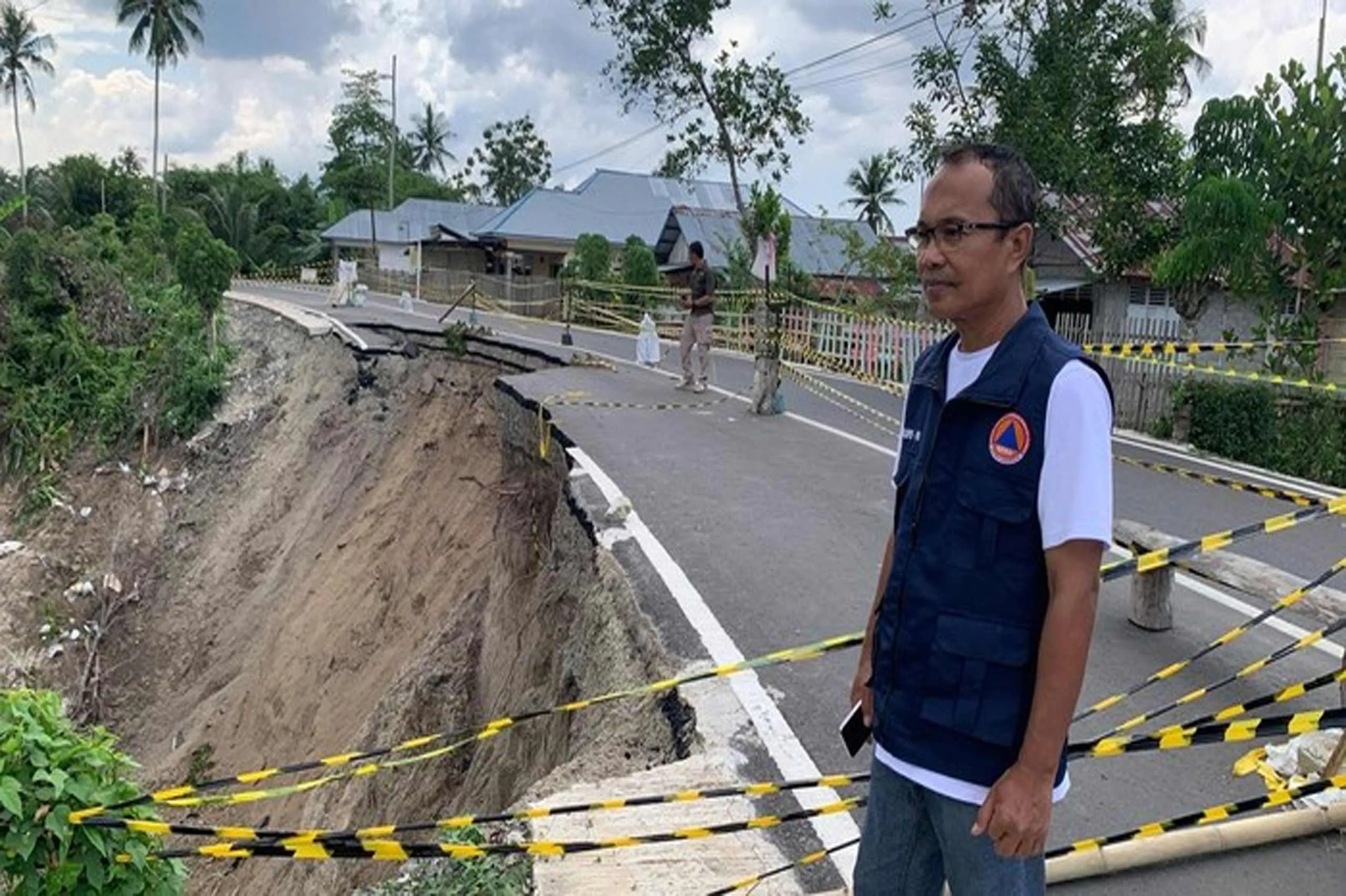 Terungkap! Penyebab Jalan Amblas Di Gorontalo, Longsor Jadi Faktor Kunci