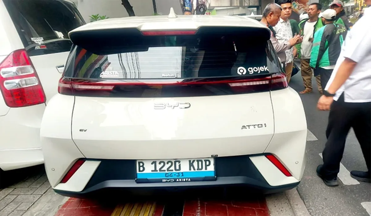 TERUNGKAP! Sopir Mobil Listrik BYD yang Lindas Ojol di Jaksel Kini Berstatus Tersangka